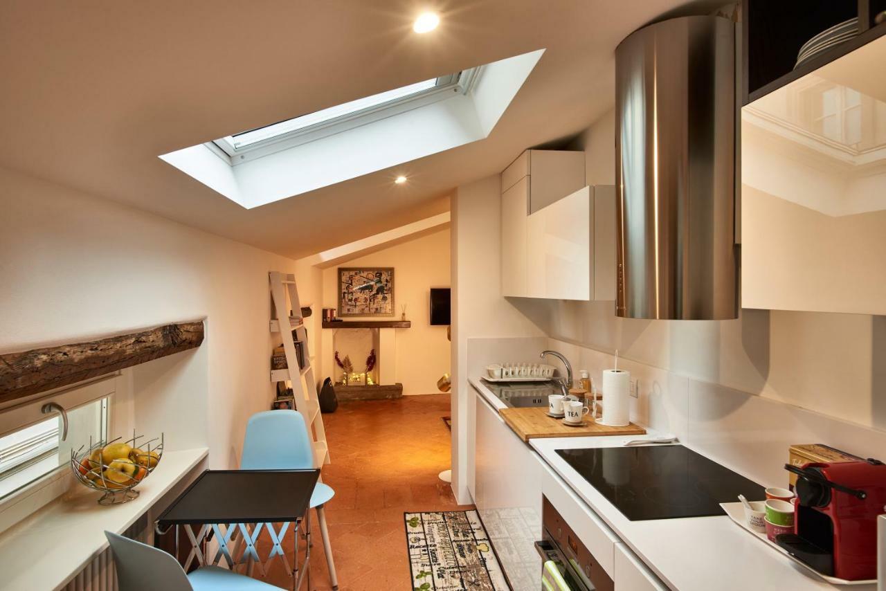 La Casa Di Veronique コモ エクステリア 写真